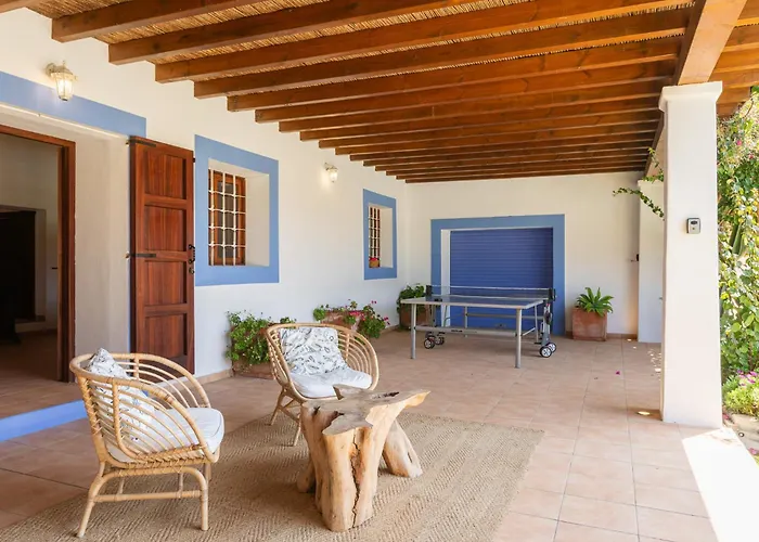 Torres Santa Eularia des Riu